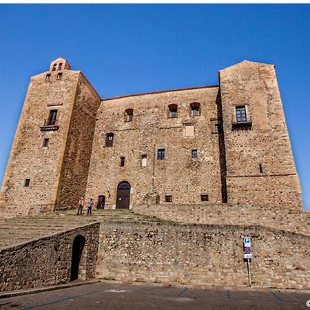 Collotti 3 Apartment Castelbuono  Bagian luar foto